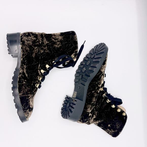 Stuart Weitzman Kolbie Chain Bootie in Taupe Cord Velvet - Picture 8 of 12